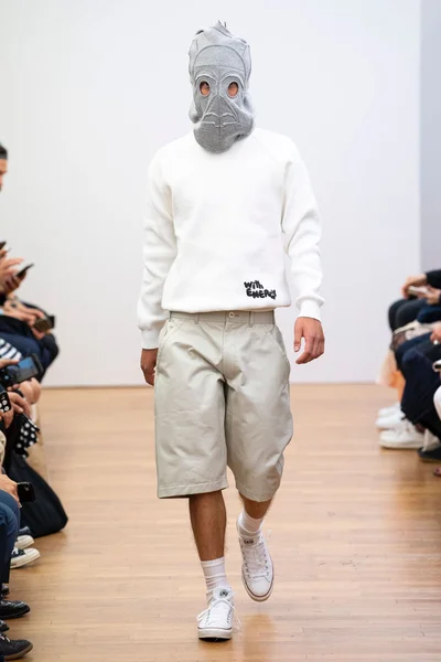 Look 46
